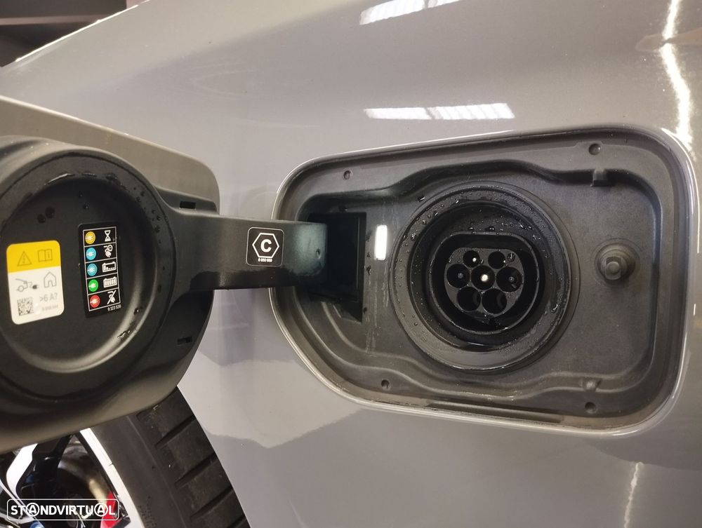 BMW 520 e Pack M - 8