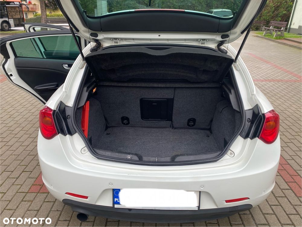 Alfa Romeo Giulietta - 10