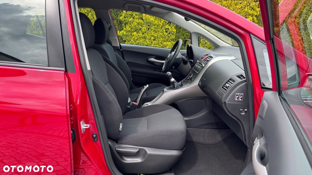 Toyota Auris 1.6 VVT-i Sol - 22