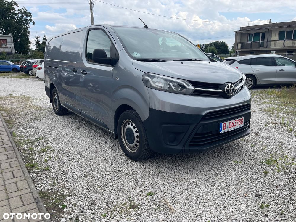 Toyota PROACE