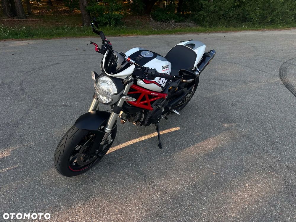 Ducati Monster - 15