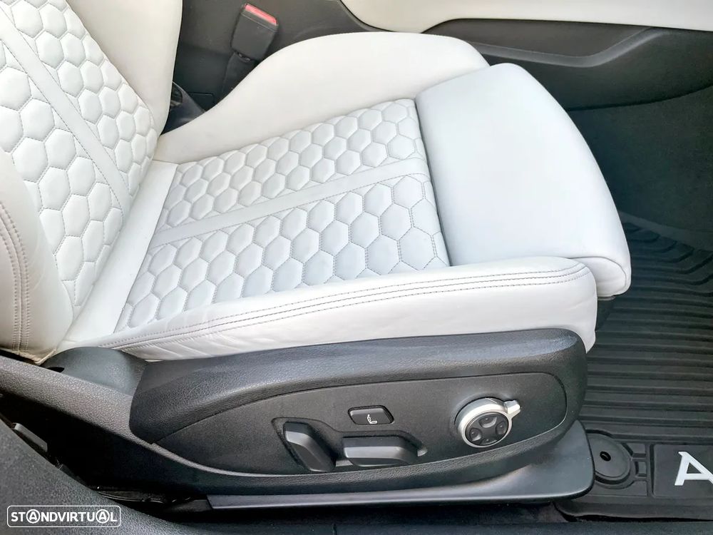 Audi RS4 Avant 2.9 TSI quattro Tiptronic - 39