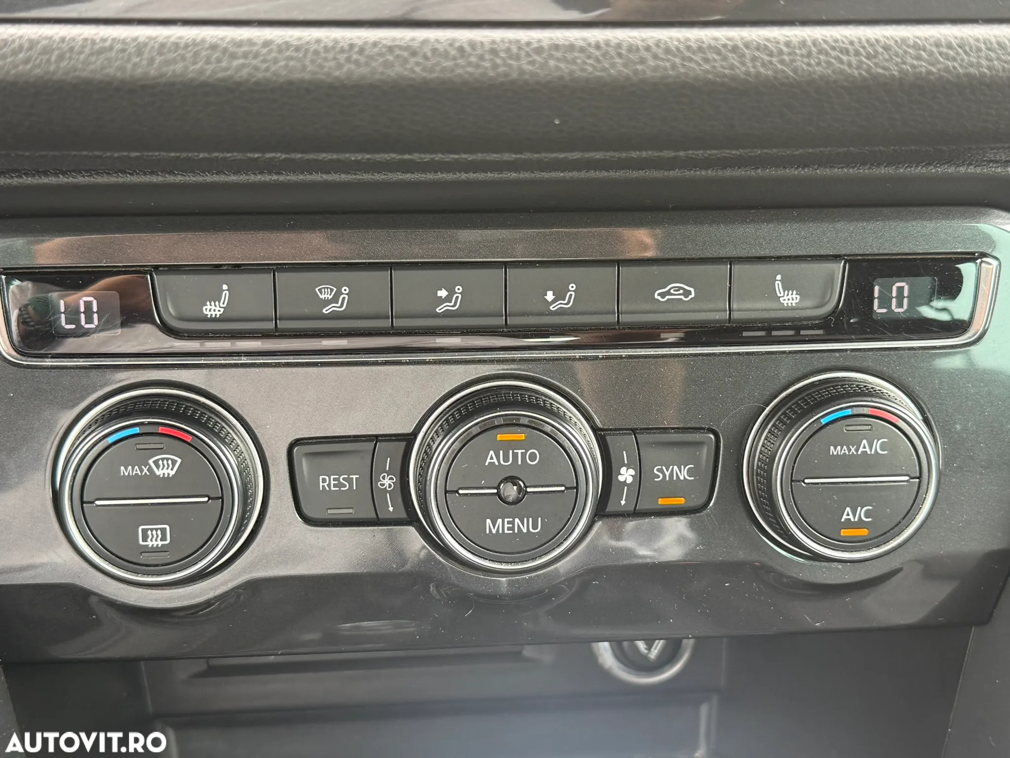 Volkswagen Tiguan 2.0 TDI SCR DSG 4Motion R-Line - 9