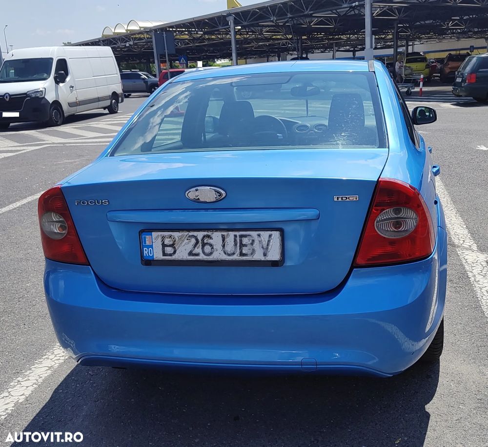 Ford Focus 1.8 TDCi Trend - 8