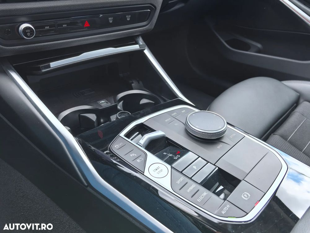 BMW Seria 3 320e Aut. Sport Line - 12