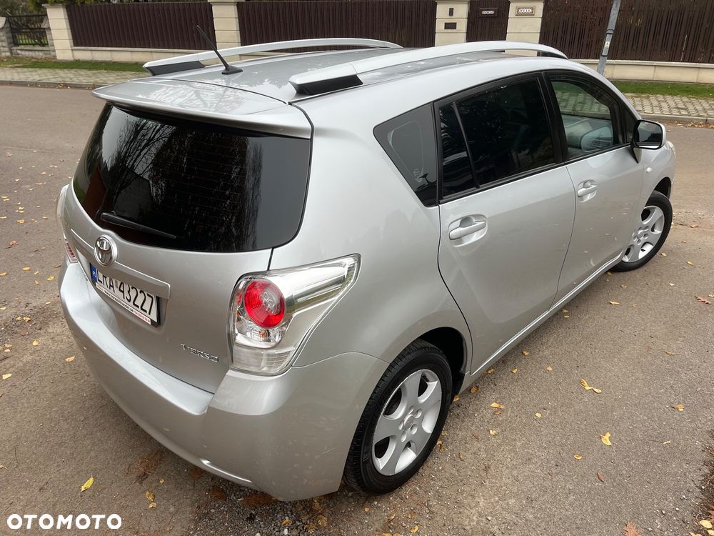 Toyota Verso 1.8 7-Sitzer Life - 8