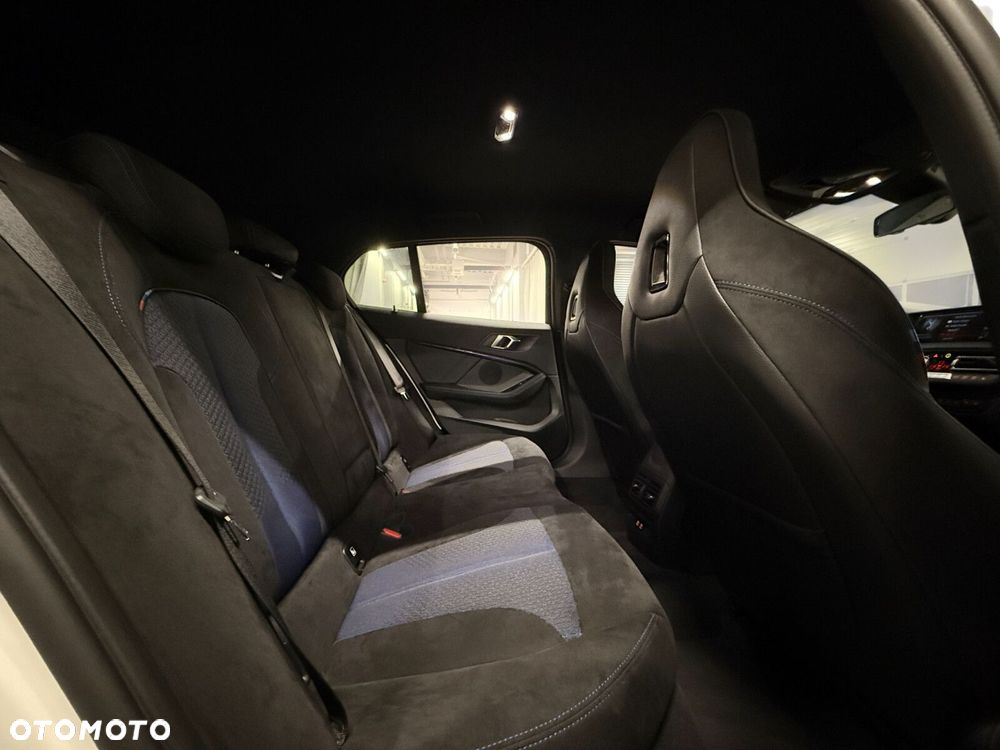 BMW Seria 1 M135i xDrive - 30