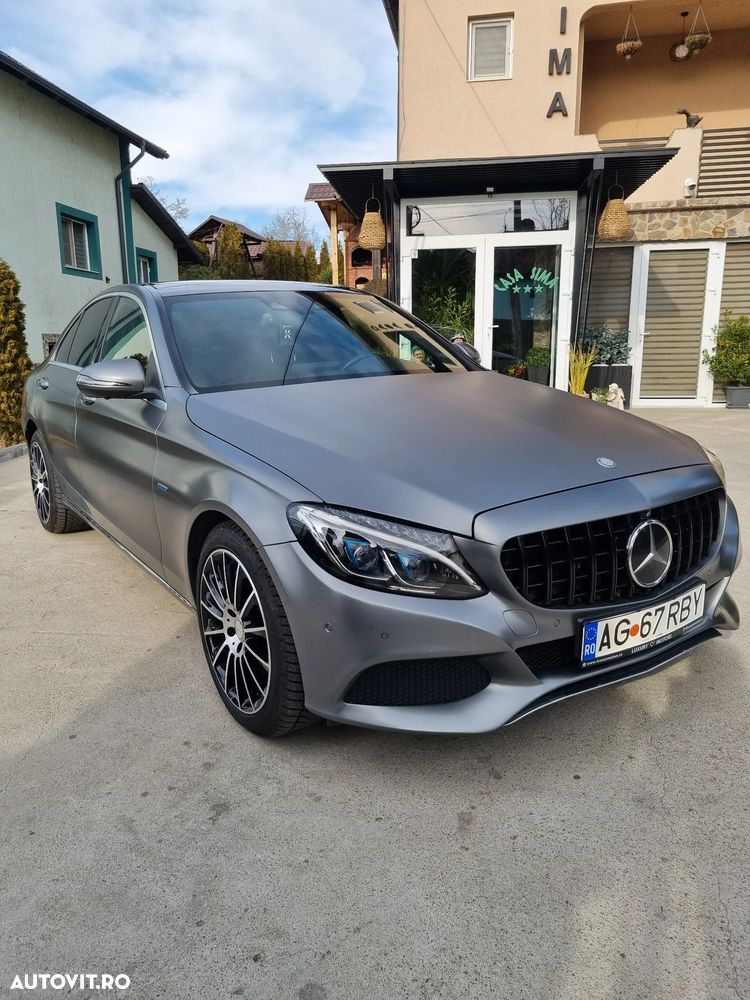 MERCEDES-BENZ Clasa C