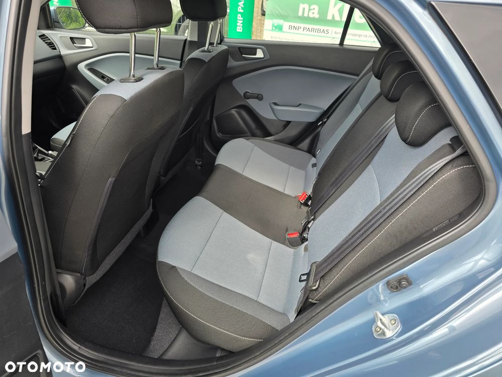 Hyundai i20 - 16