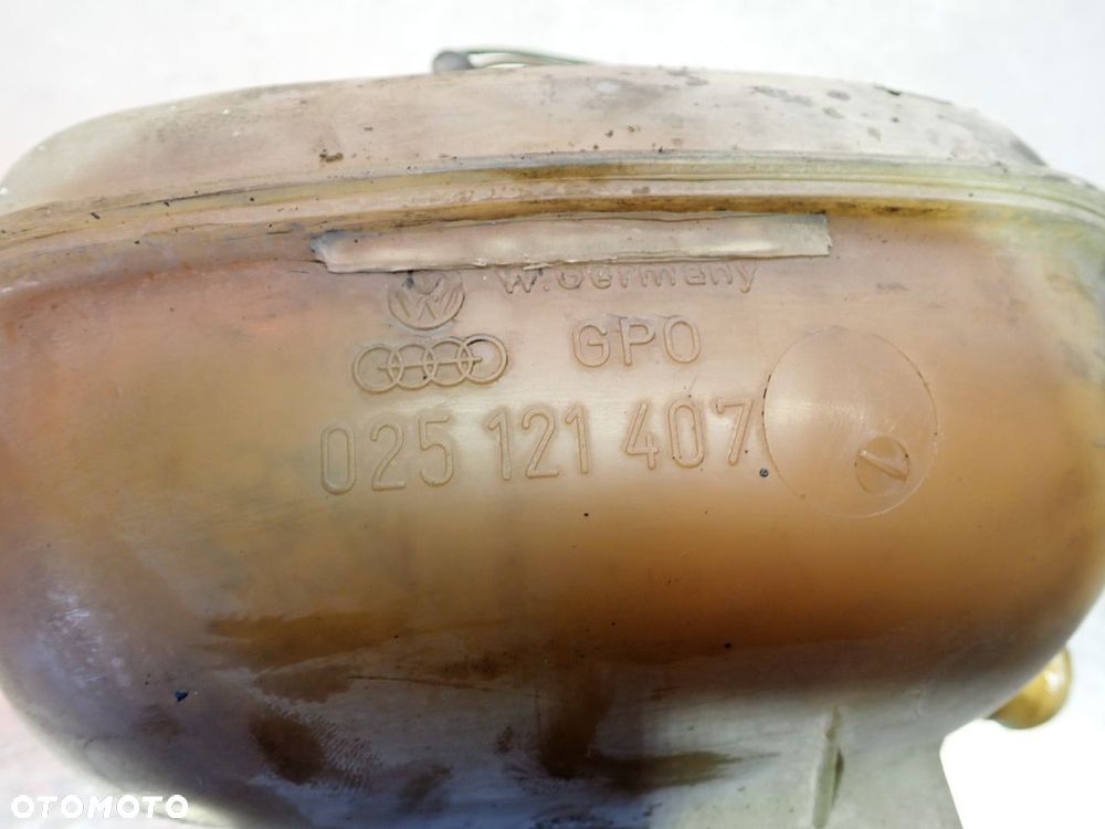 ZBIORNICZEK WYRÓWNAWCZY VOLKSWAGEN T3  025121407 - 7