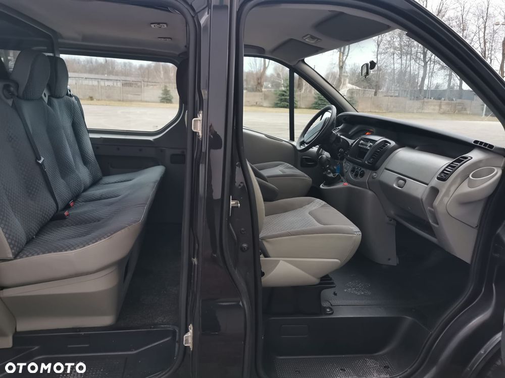 Renault Trafic brygadówka long - 11