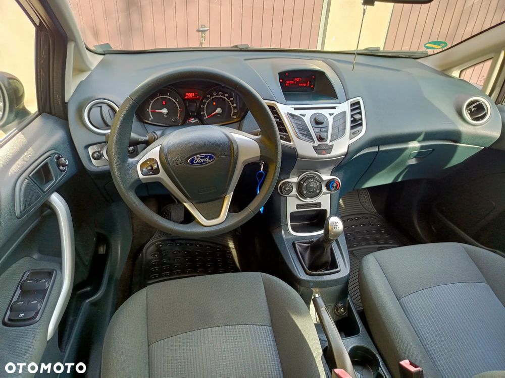 Ford Fiesta 1.25 Trend SVP - 27
