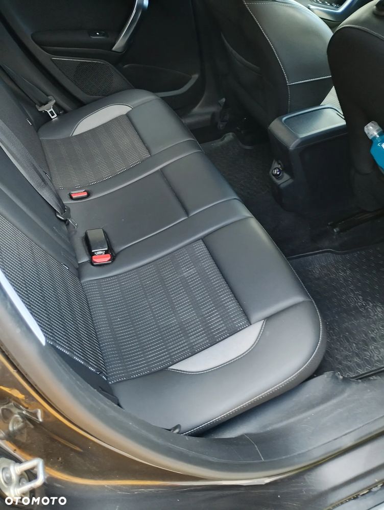 Peugeot 2008 - 16