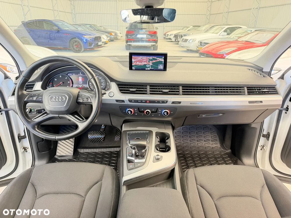 Audi Q7 - 7