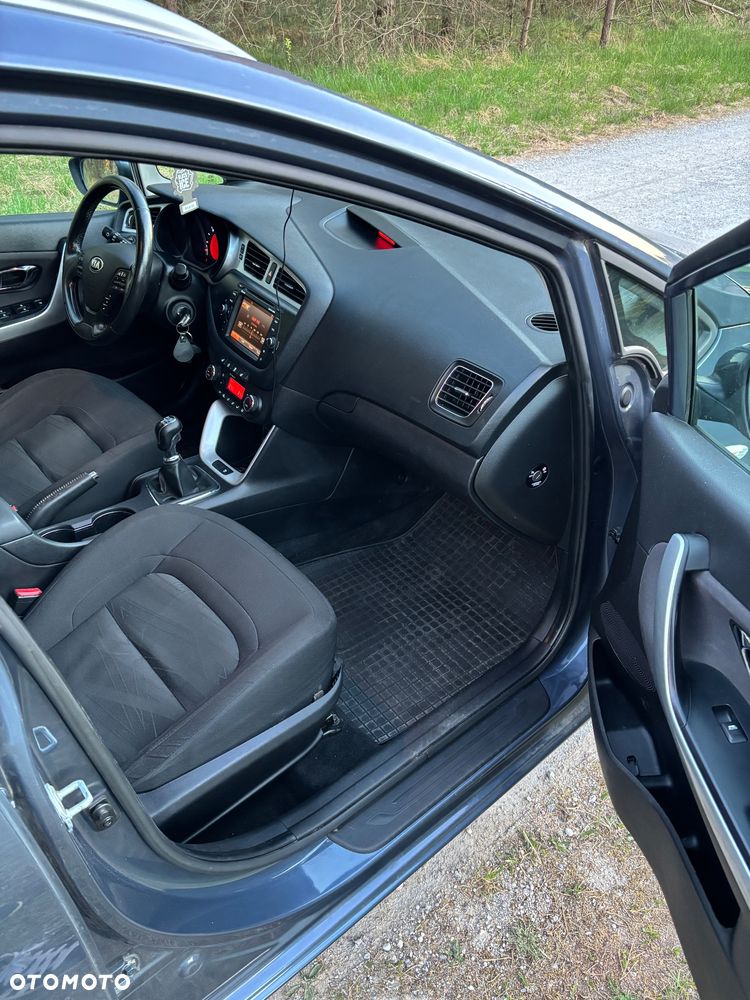 Kia Ceed - 7