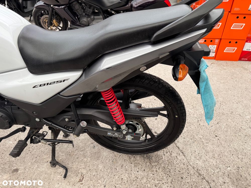 Honda CBF - 14