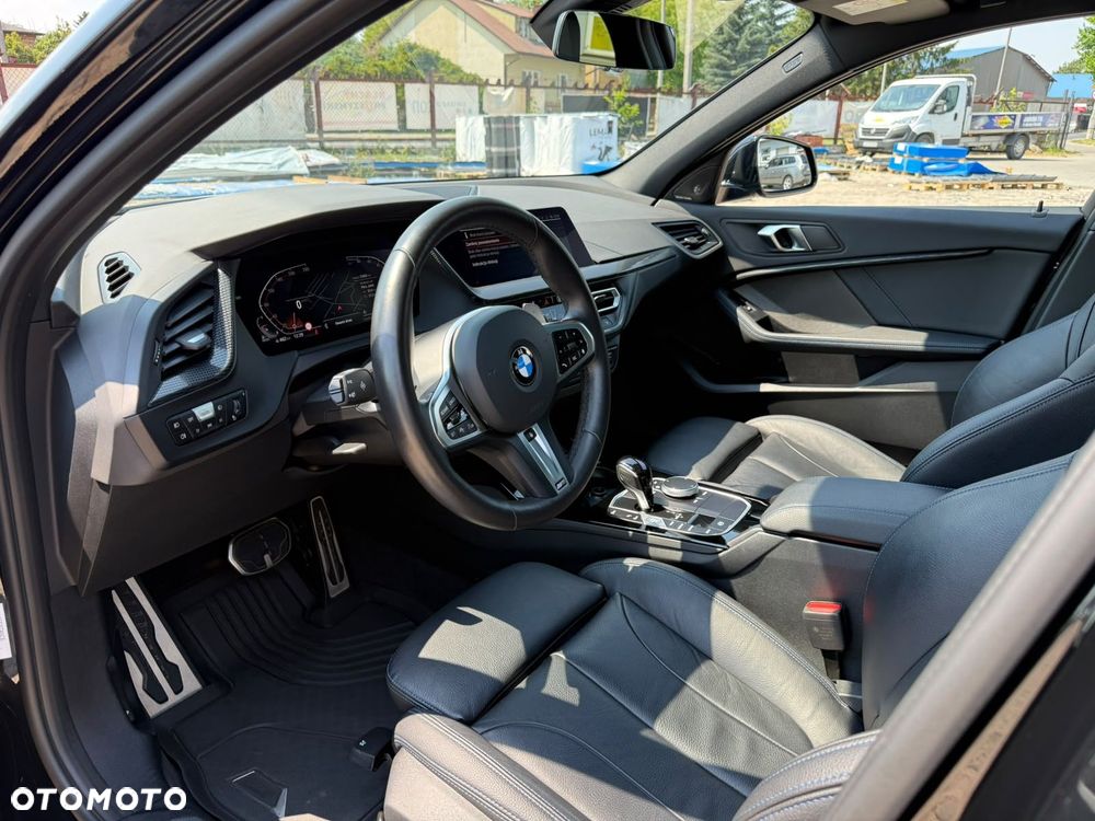 BMW Seria 1 120d M Sport - 10