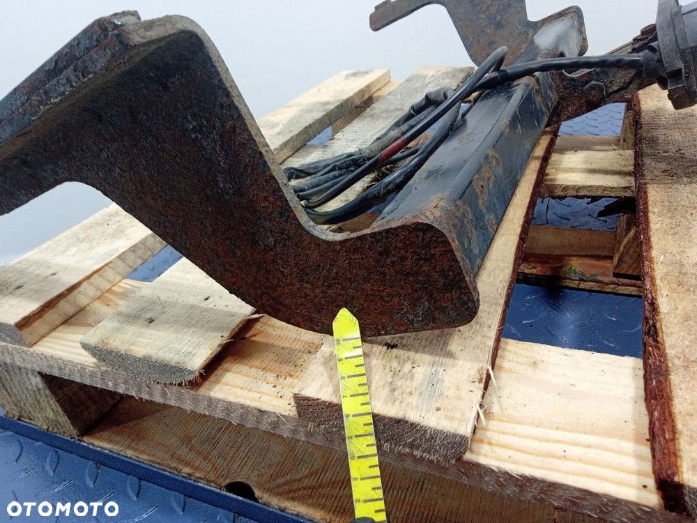 SUZUKI BALENO I 95-02 KOMBI HAK DO PRZYCZEPY BOSAL 023521 - 10