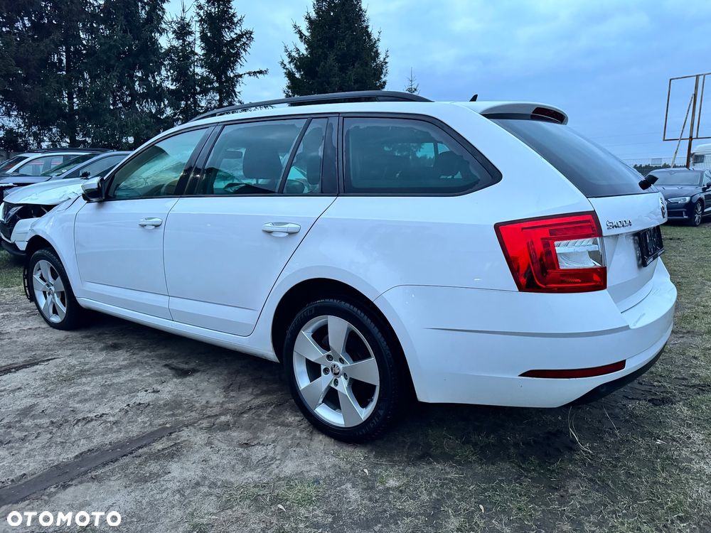 Skoda Octavia 2.0 TDI DSG Tour - 13