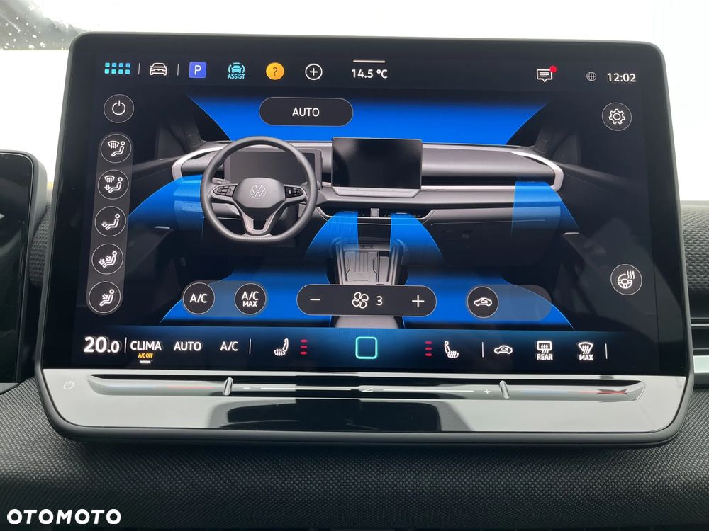 Volkswagen T-Roc 1.5 eTSI Life DSG - 36