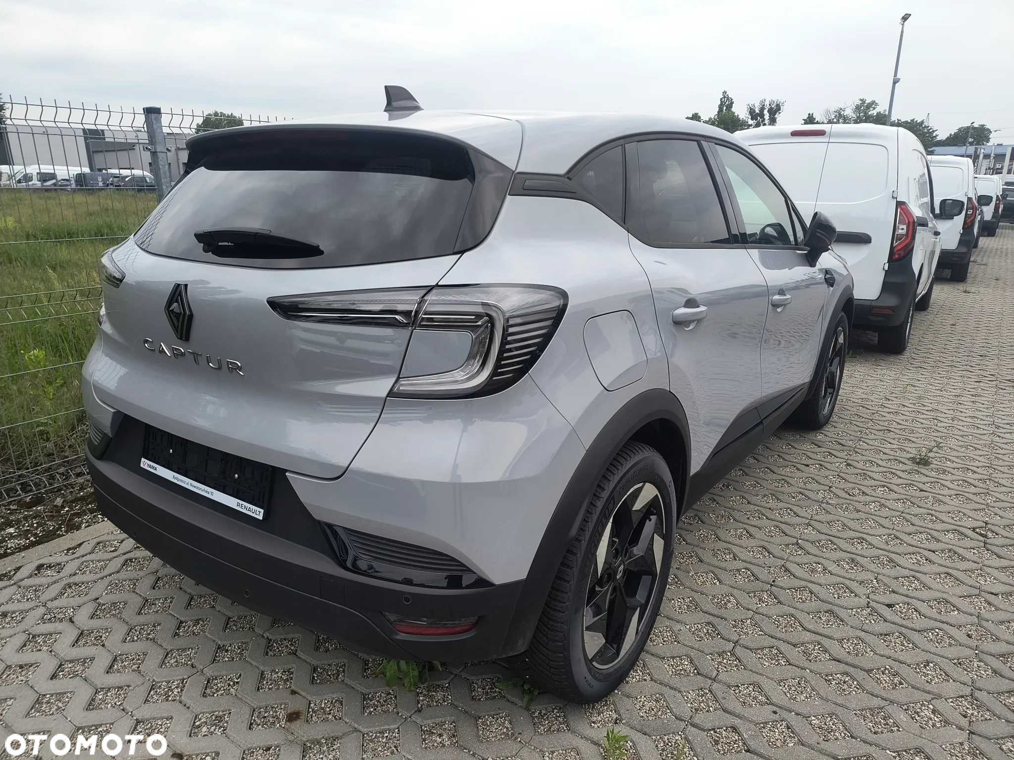 Renault Captur 1.0 TCe Techno - 3