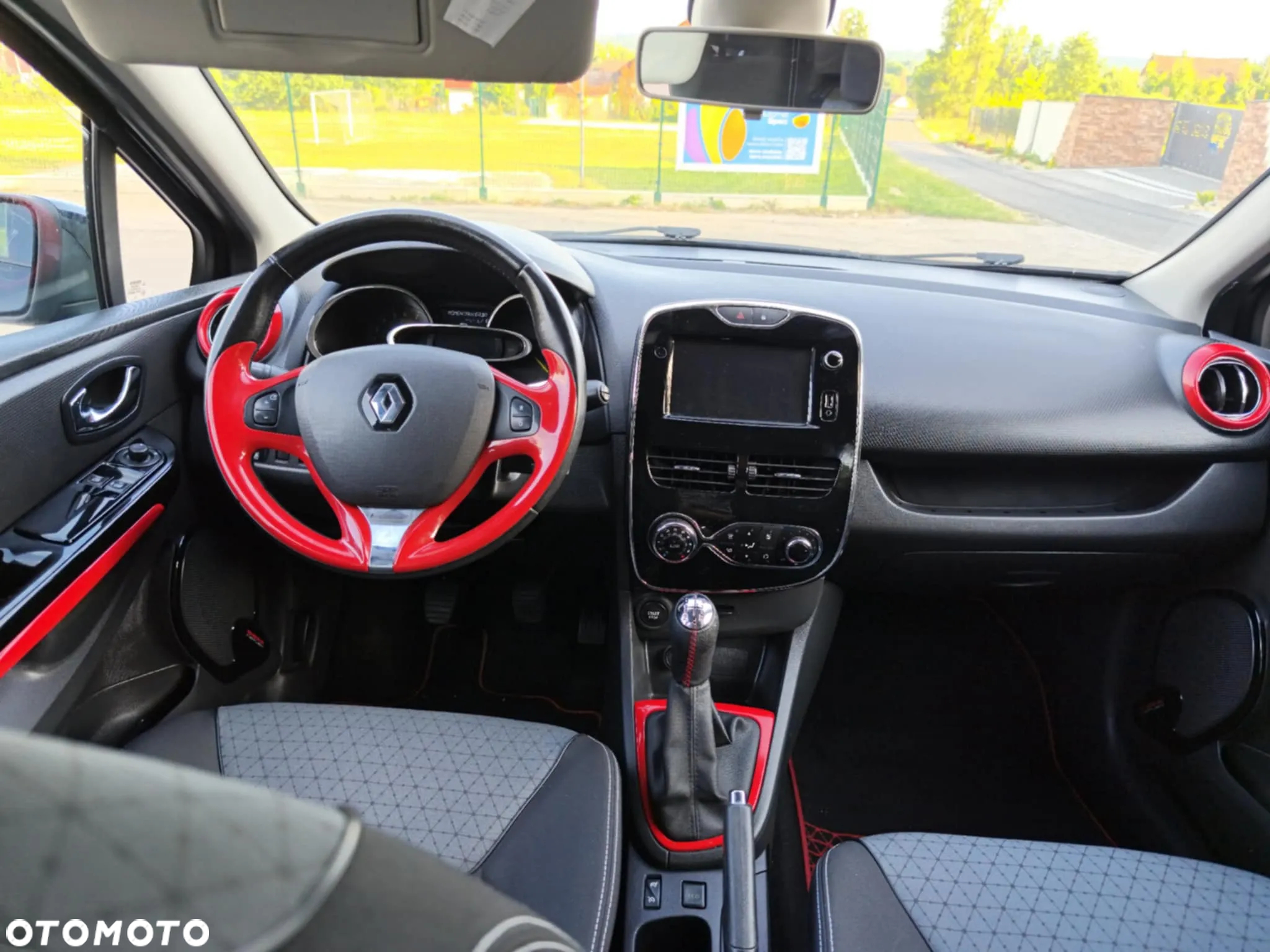 Renault Clio Grandtour (Energy) TCe 90 Start & Stop LIMITED - 15
