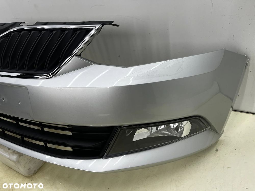 Zderzak przedni Skoda Fabia 3 III 14-18r. Przedlift przód 6V0807221 - 5