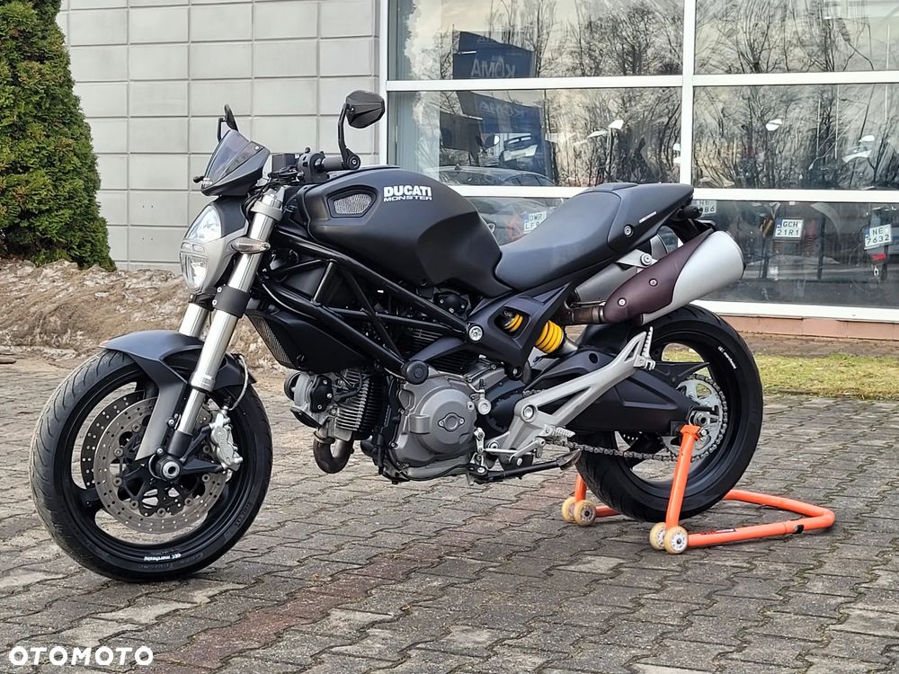 Ducati 696 - 15