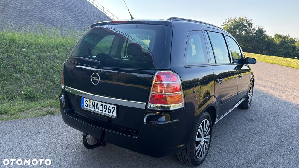 Opel Zafira 1.6 - 12