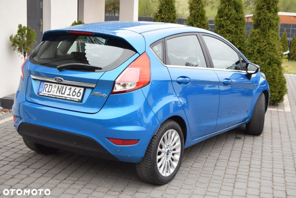 Ford Fiesta 1.5 TDCi Celebration - 11