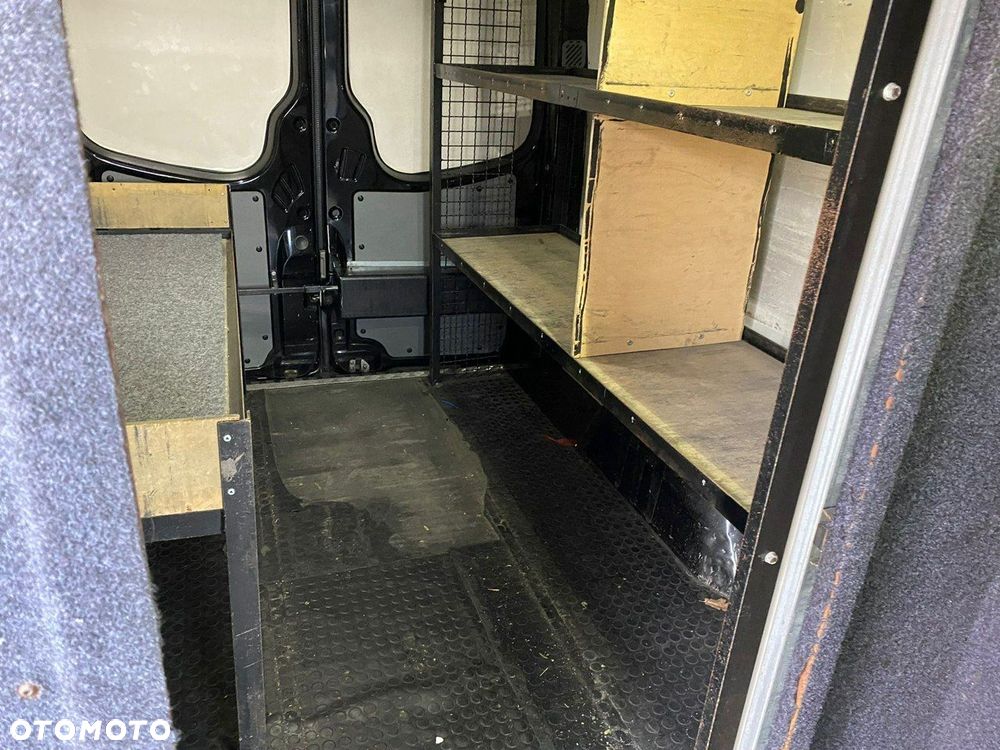 Mercedes-Benz Sprinter - 10