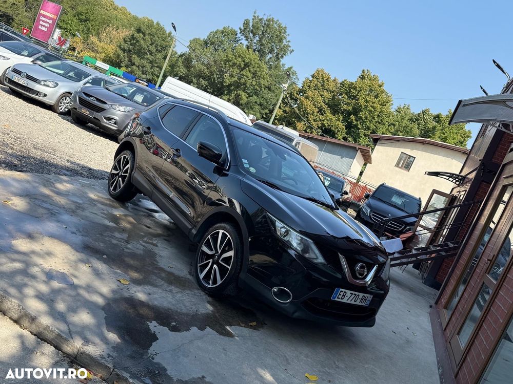 Nissan Qashqai 1.6 DCI Xtronic TEKNA - 2
