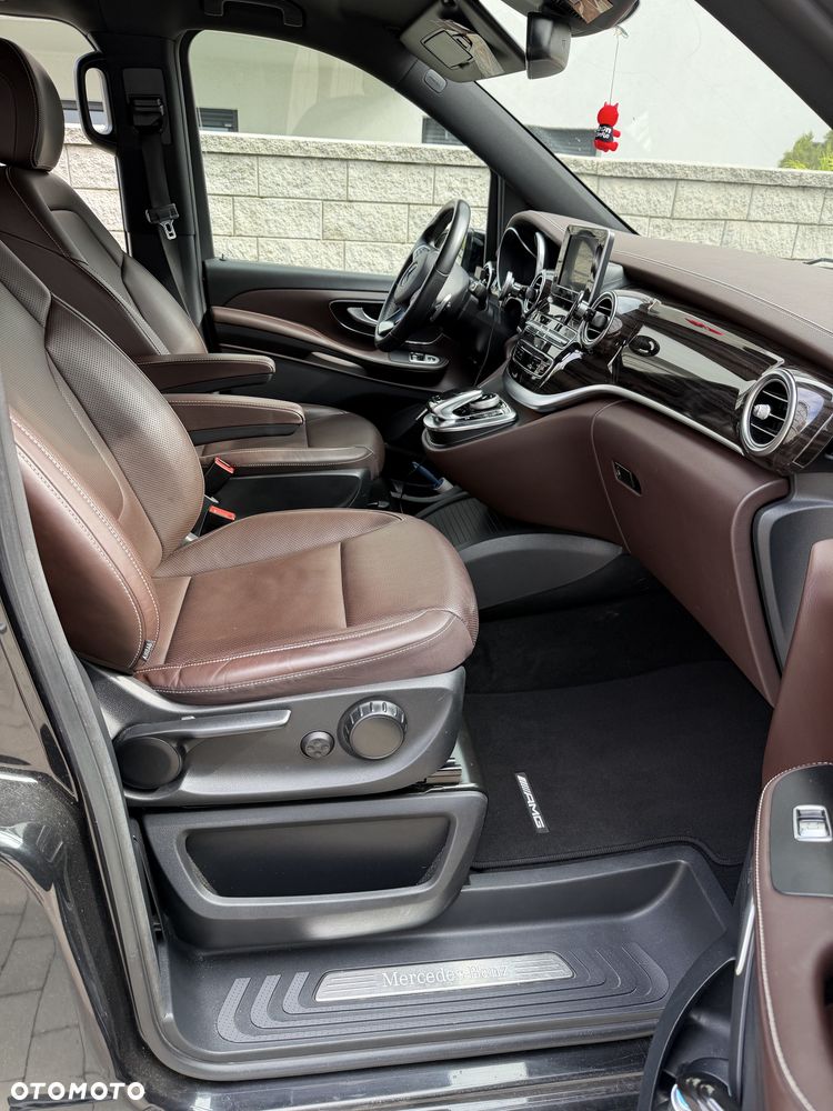 Mercedes-Benz Klasa V - 6