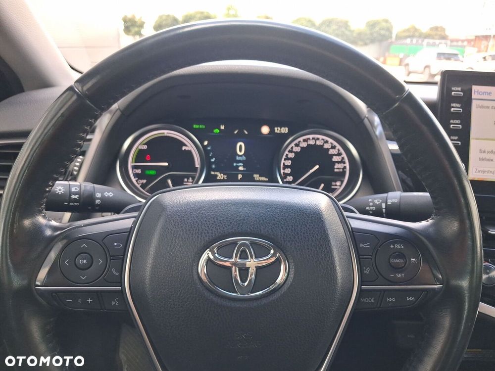 Toyota Camry 2.5 Hybrid Executive CVT - 21