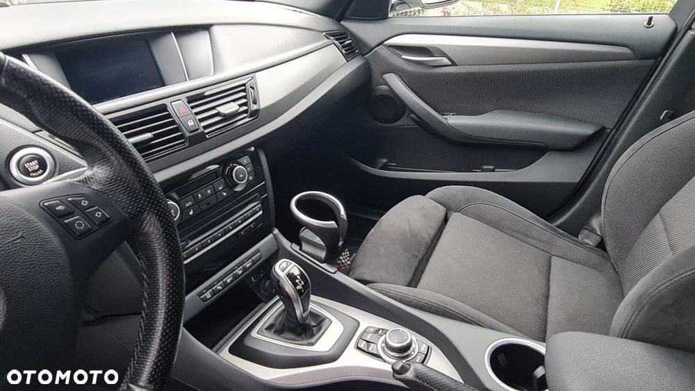 BMW X1 xDrive25d Sport Line - 12