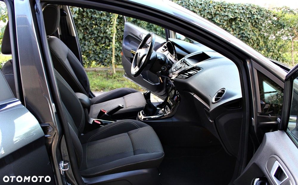 Ford Fiesta - 16