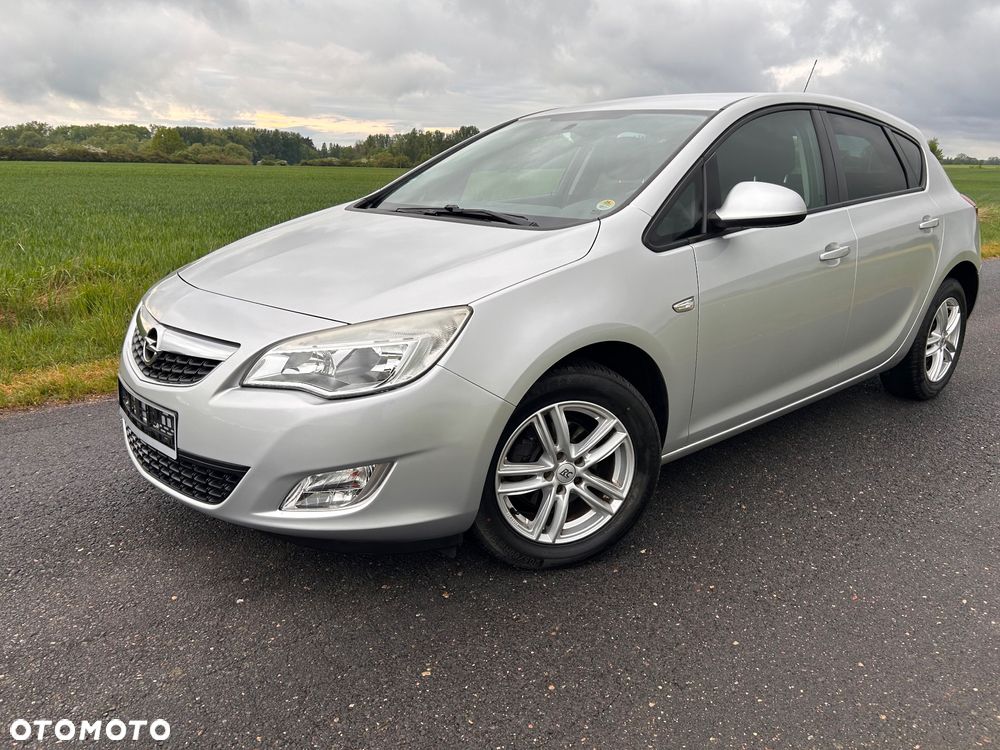 Opel Astra 1.4 T Cosmo - 2