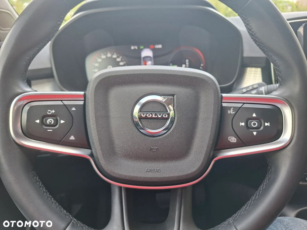 Volvo XC 40 - 27