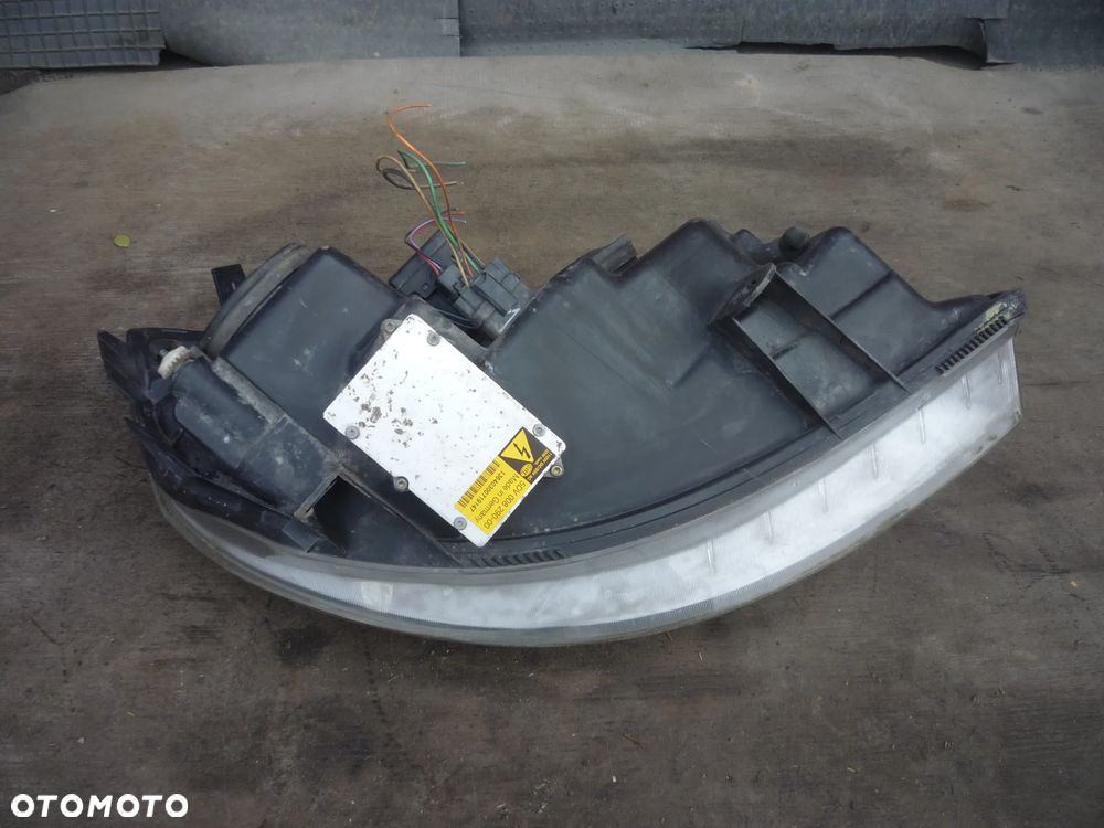 RENAULT SCENIC II LAMPA PRZEDNIA LEWA LUB PRAWA XENON - 11
