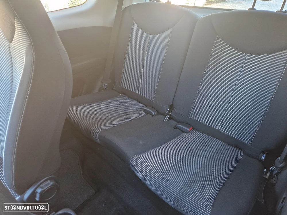 Peugeot 108 1.0 VTI Top! Active - 24