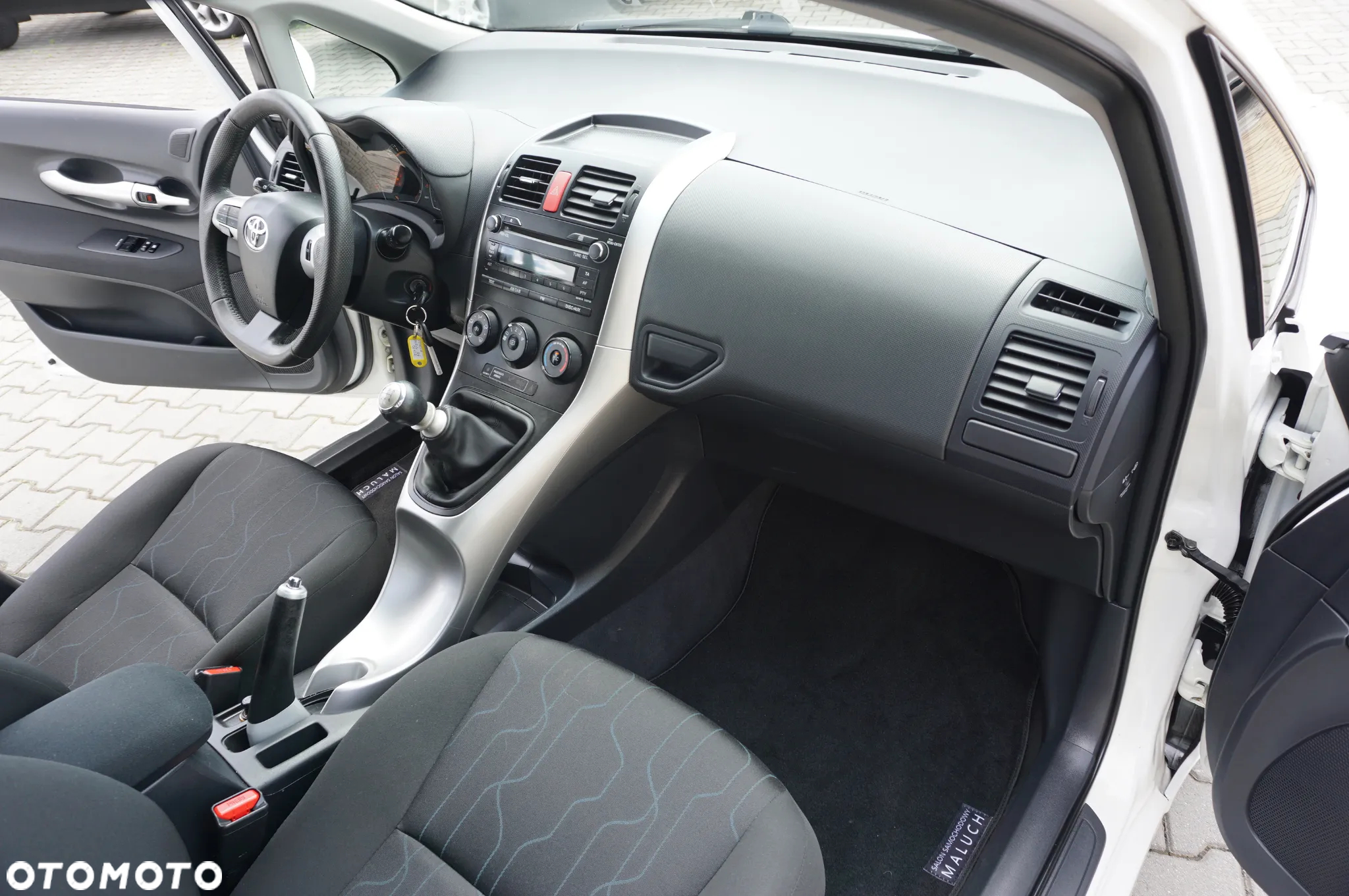 Toyota Auris 1.6 Comfort - 28