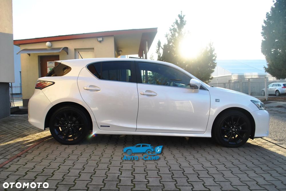 Lexus CT 200h F Sport - 12