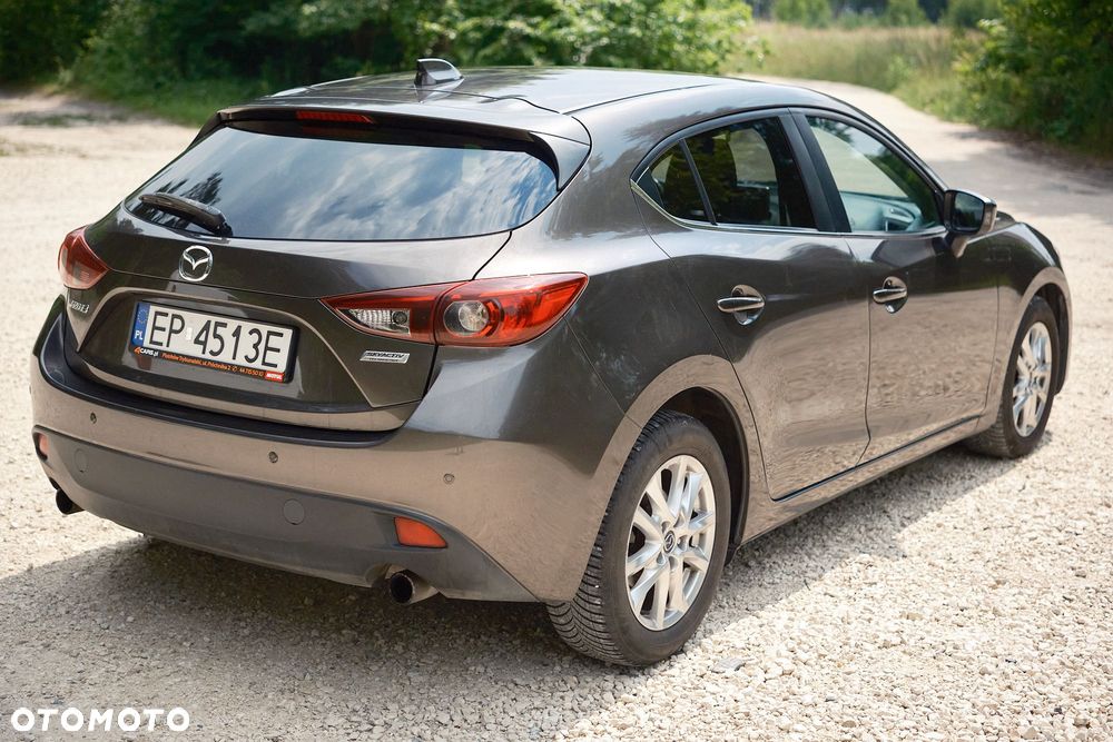 Mazda 3 - 4