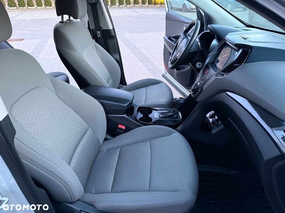 Hyundai Santa Fe 2.4 Sport Utility - 21