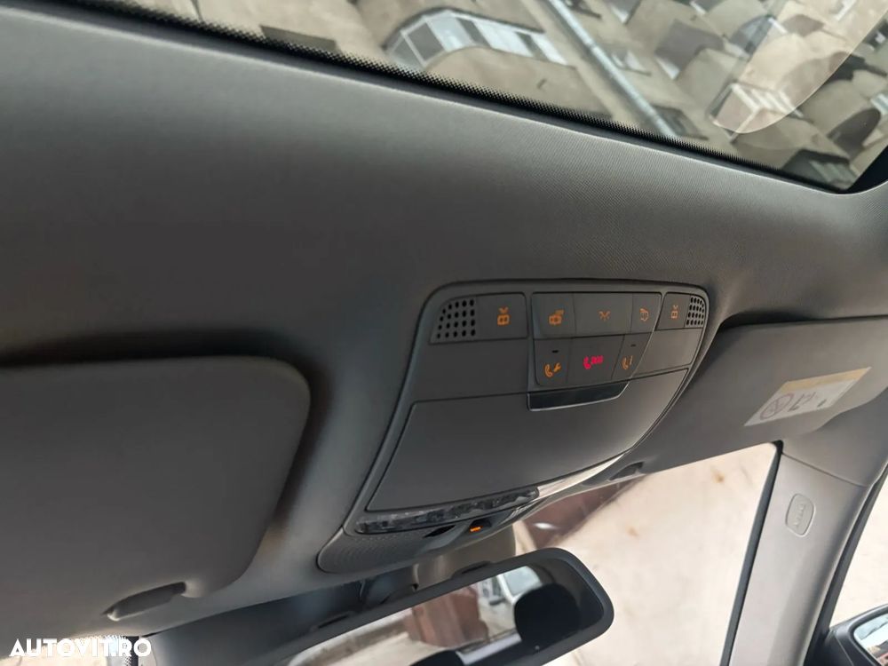 Mercedes-Benz GLC 220 d 4MATIC - 12