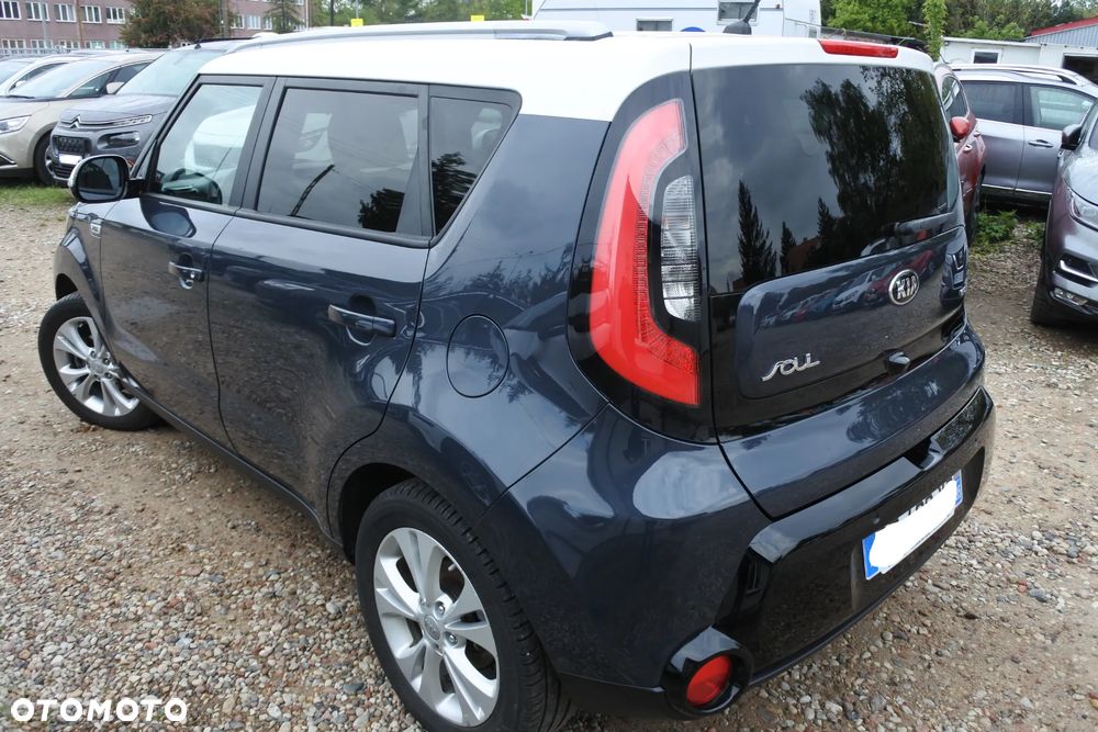 Kia Soul 1.6 CRDI Dream Team Edition - 4