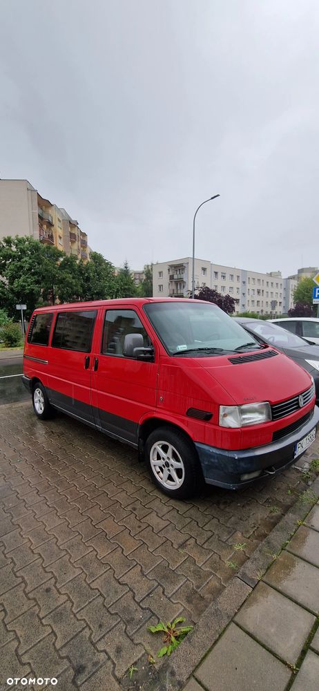 Volkswagen Multivan - 1