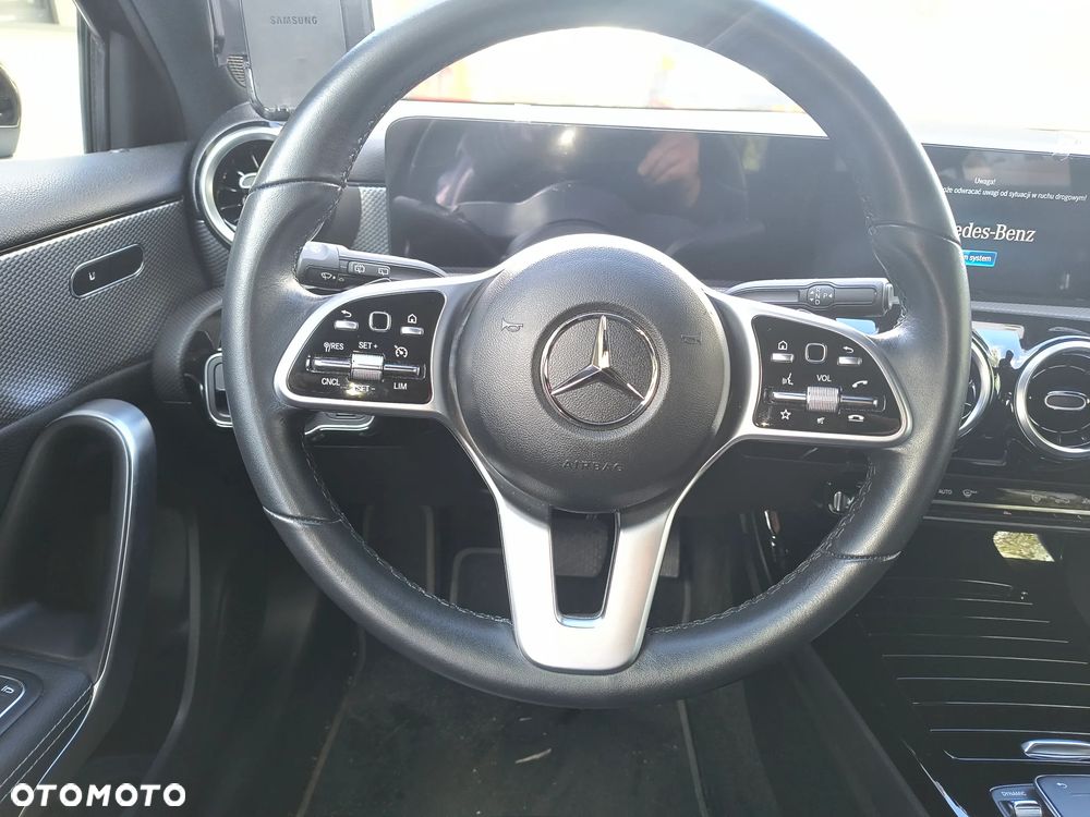 Mercedes-Benz Klasa A 180 Progressive 7G-DCT - 6