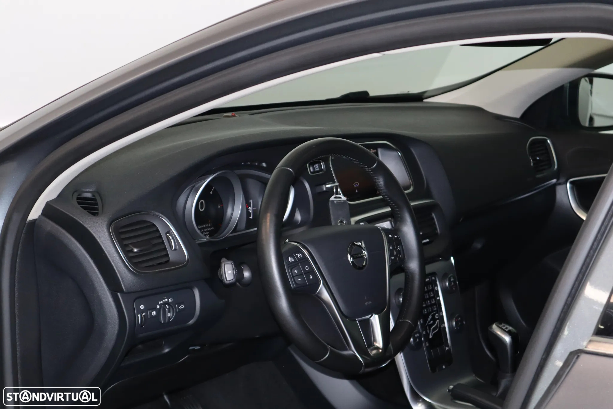 Volvo V40 2.0 D2 Inscription - 14