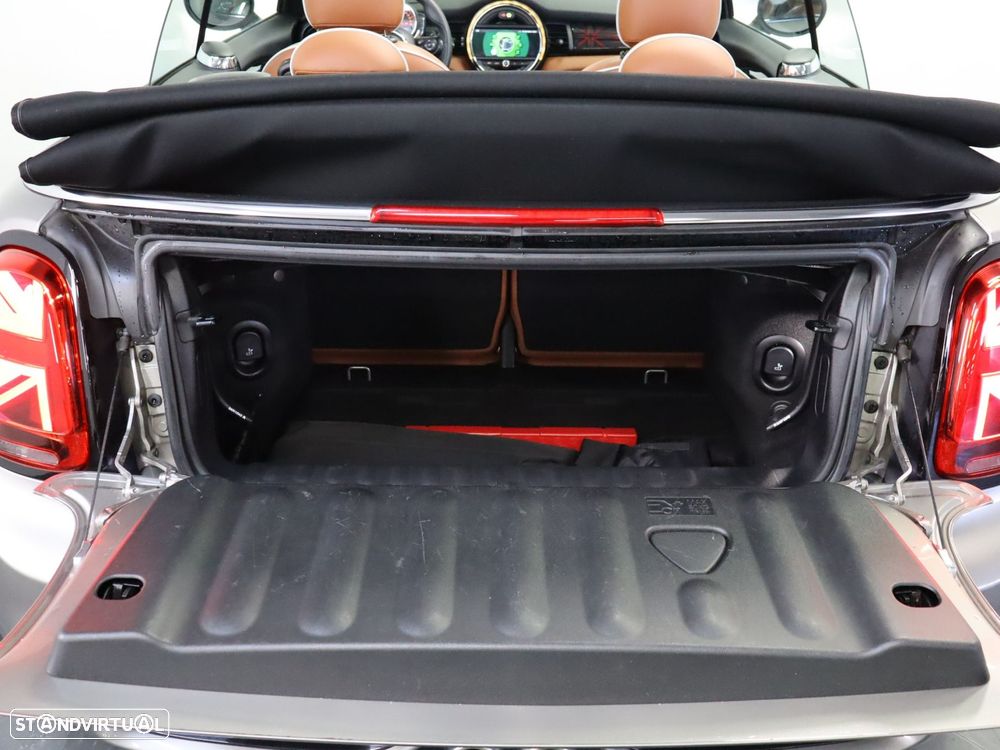 MINI Cabrio Cooper S Auto - 27